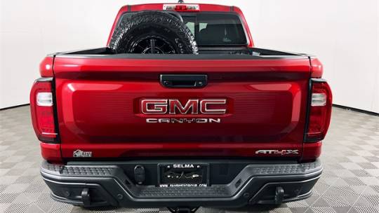 2024 GMC Canyon
