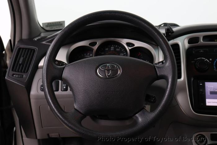 used 2006 toyota highlander 2wd v6 bedford, oh 44146 for sale in orange village, ohio