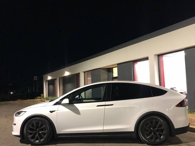 2022 tesla model x dual motor all-wheel drive
