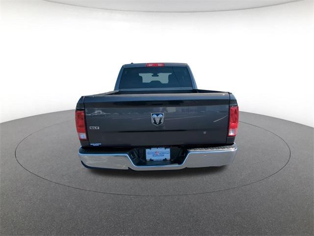 2022 ram 1500 classic slt