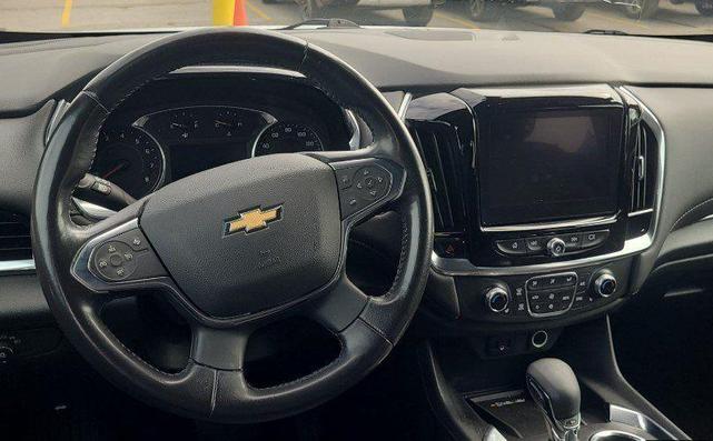2022 chevrolet traverse lt cloth
