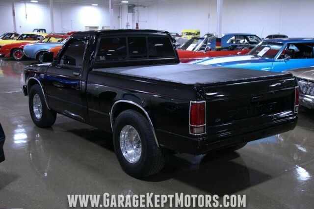 1986 chevrolet s-10 black pickup truck 350 v8 719 miles