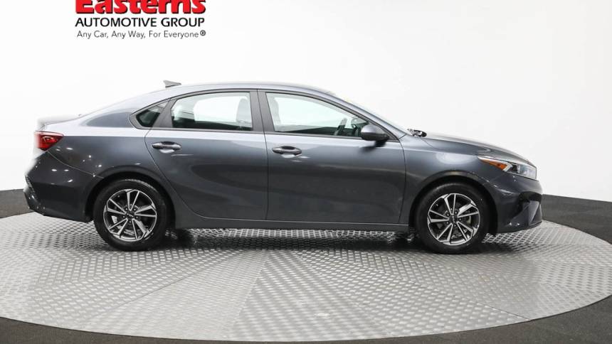 2022 kia forte lxs
