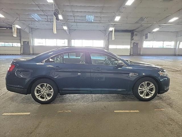2017 ford taurus se