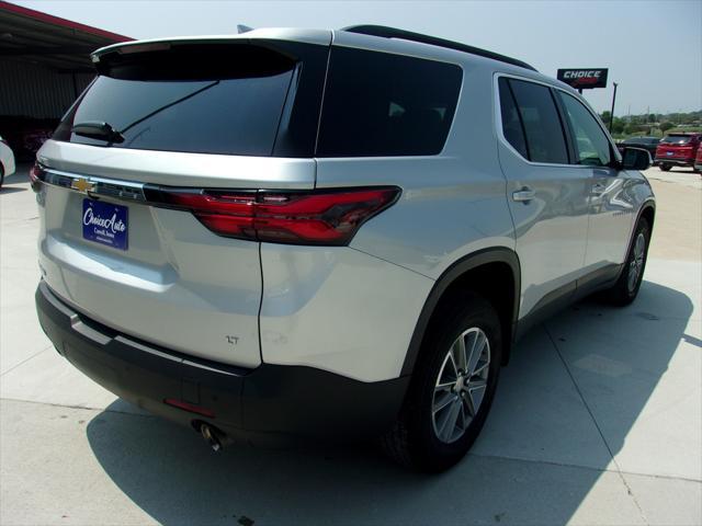 2022 chevrolet traverse lt leather