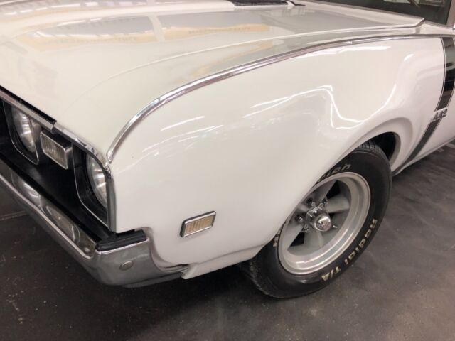 1968 oldsmobile 442, white with 0 miles available now!