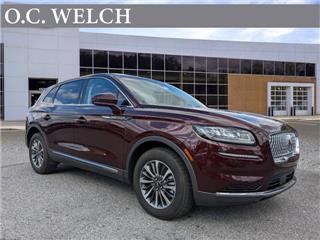 2023 Lincoln Nautilus standard