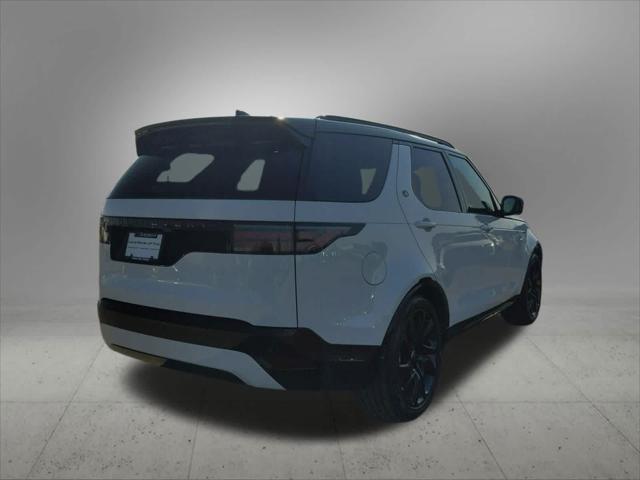 2024 land rover discovery p360 dynamic se