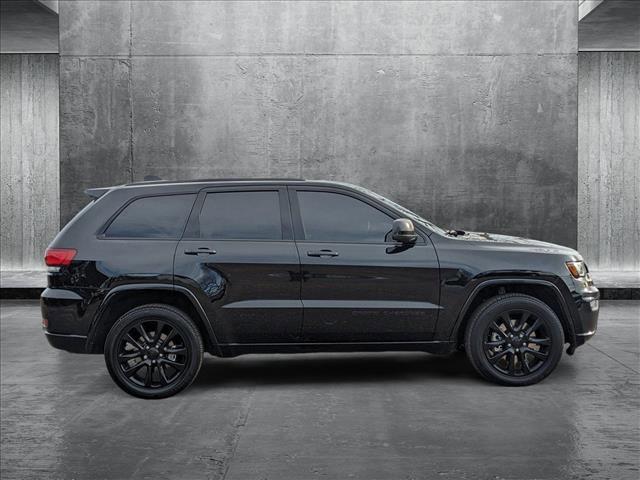 2021 jeep grand cherokee laredo