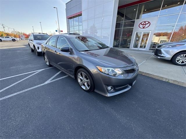 2014 toyota camry se sport