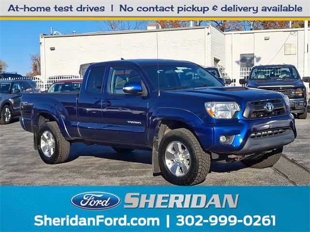 2014 toyota tacoma base
