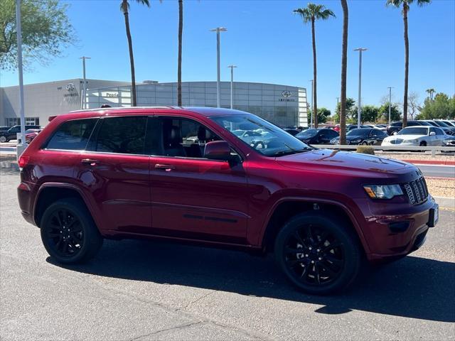 2017 jeep grand cherokee altitude
