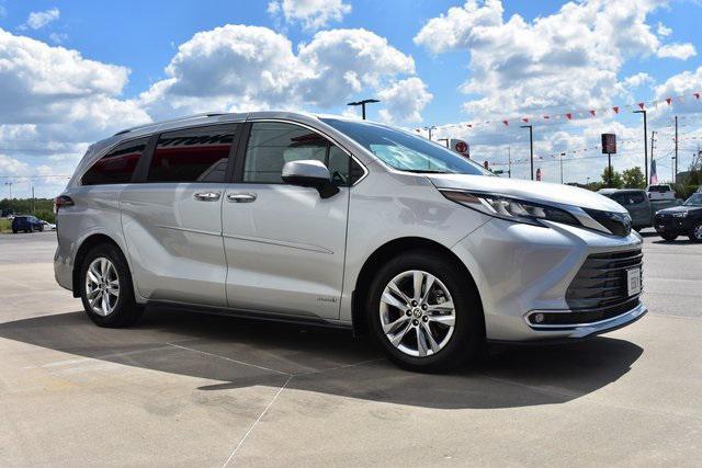 2021 toyota sienna limited 7-passenger