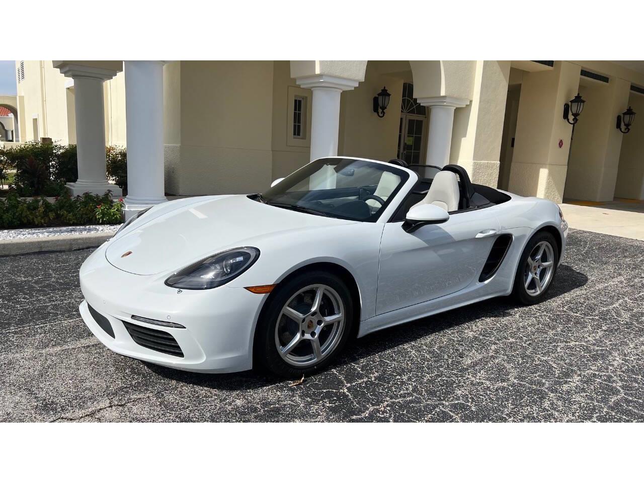 2023 porsche 718 boxster