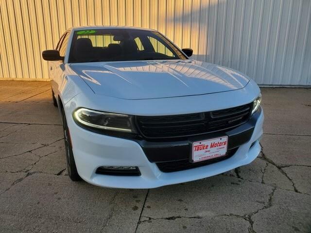2022 dodge charger sxt