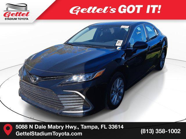 2024 toyota camry le