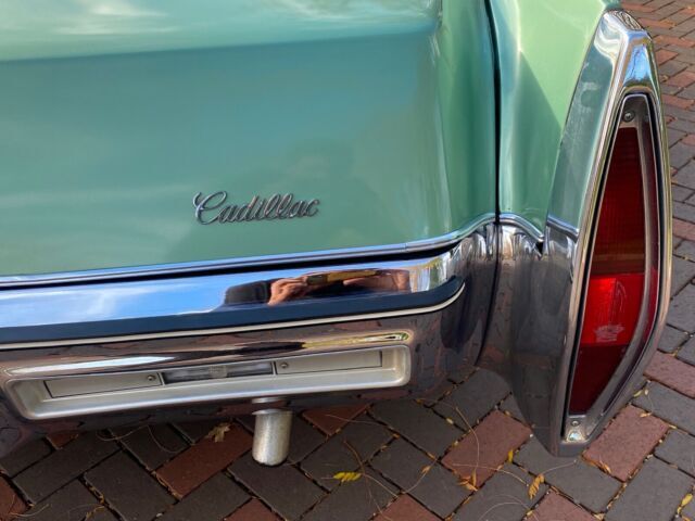 1972 cadillac sedan deville sedan green rwd automatic sedan
