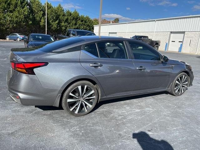 2019 nissan altima 2.5 sr