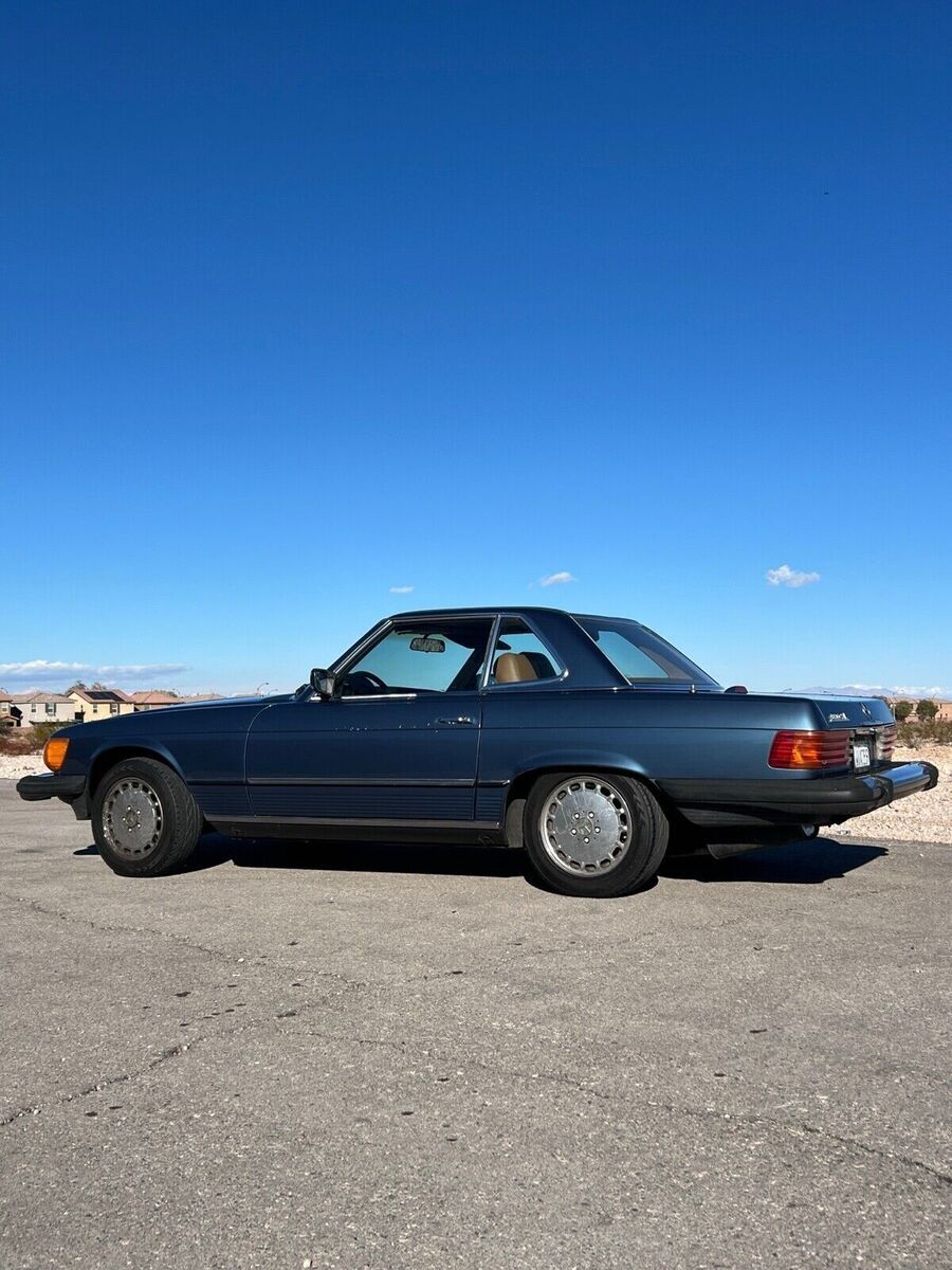 1982 mercedes-benz 300-series blue rwd automatic sl