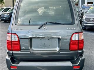 2002 Lexus LX base