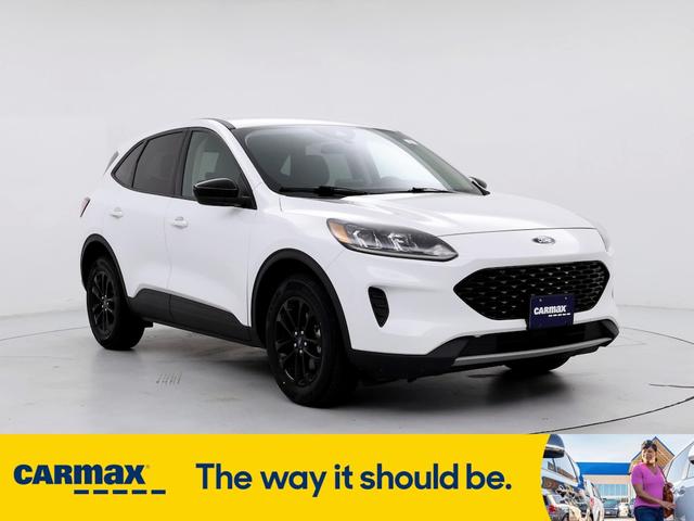 2020 ford escape se sport