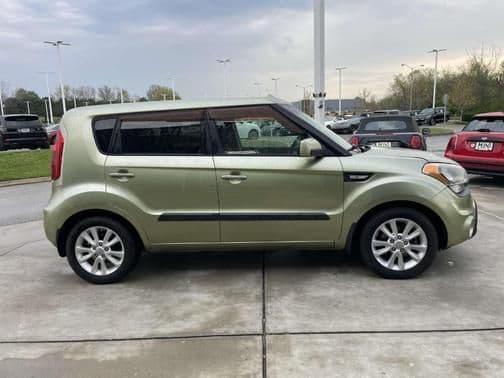 2013 kia soul base in knoxville, tennessee