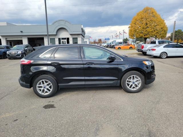 2022 ford edge sel