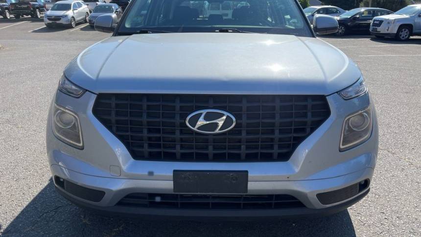 2021 hyundai venue se