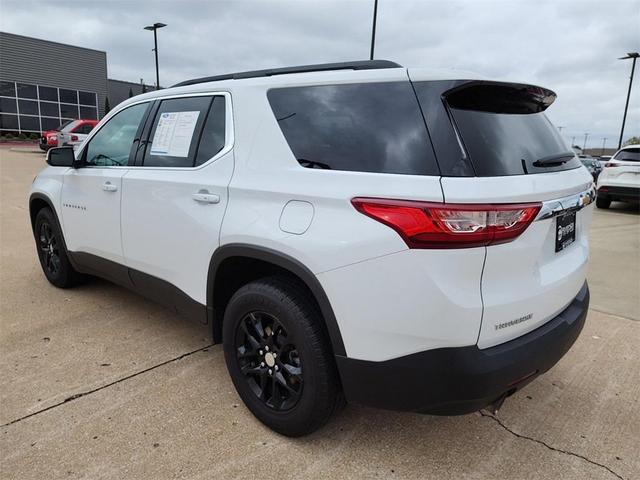2021 chevrolet traverse lt cloth