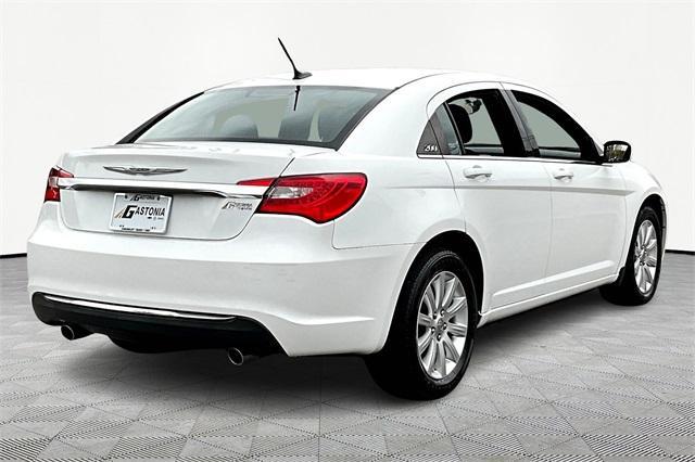 2011 chrysler 200 touring