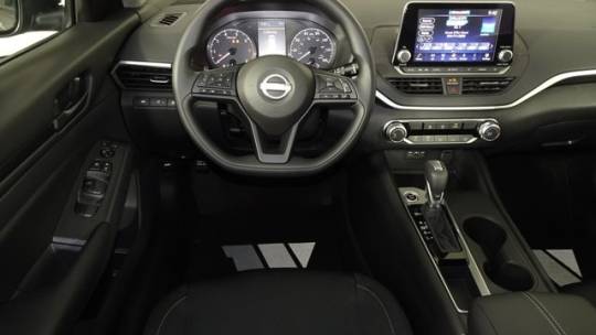 2025 Nissan Altima