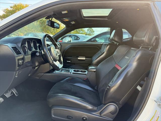 2012 dodge challenger srt8 392