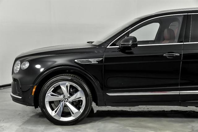 2023 bentley bentayga v8