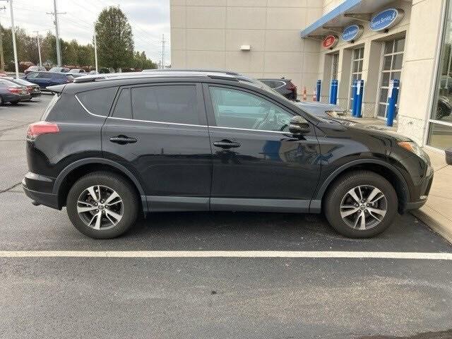 2018 toyota rav4 xle