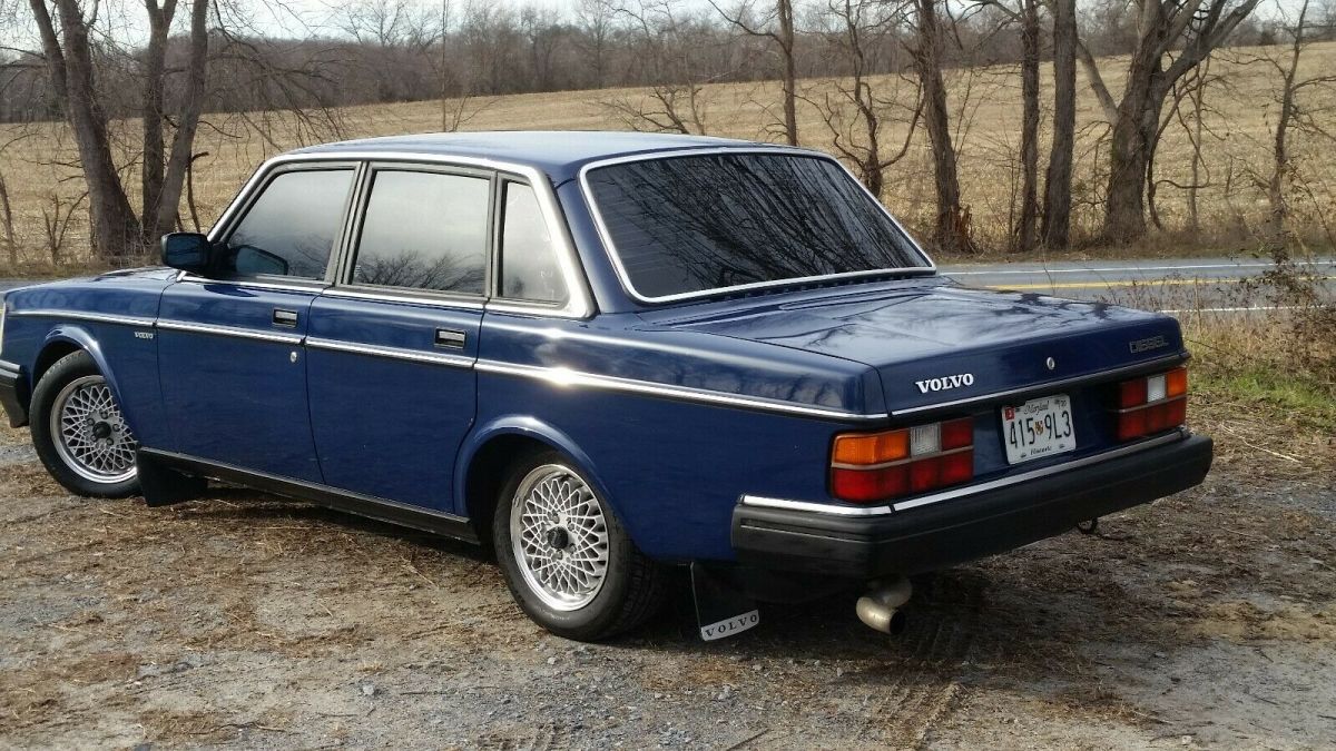 1984 volvo 244 diesel w/ automatic trans. sedan
