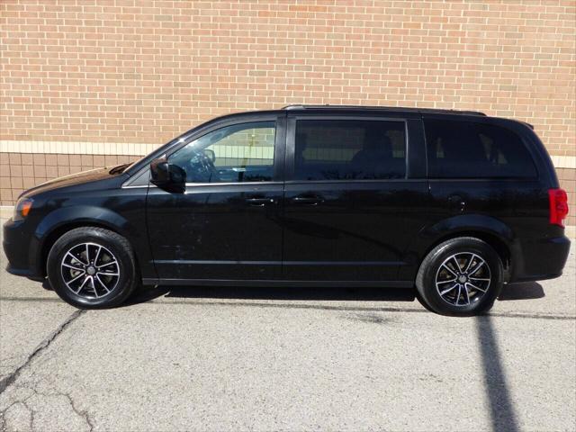 2018 dodge grand caravan gt