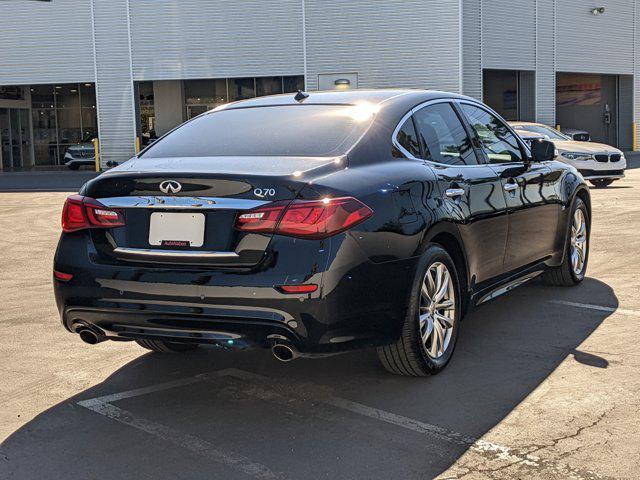 2018 infiniti q70 3.7 luxe