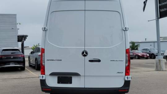 2024 Mercedes-Benz Sprinter