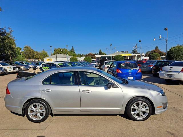 2012 ford fusion se