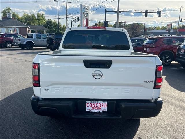 2023 nissan frontier s