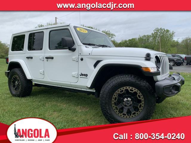 2023 jeep wrangler 4-door sahara altitude