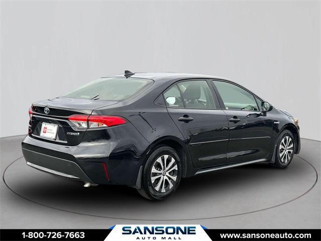 2021 toyota corolla hybrid le