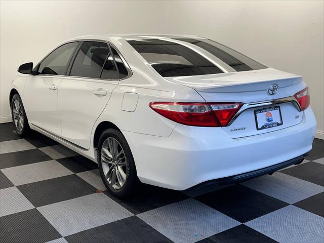 2017 toyota camry se