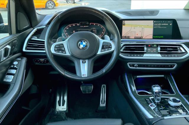 2022 bmw x7 m50i