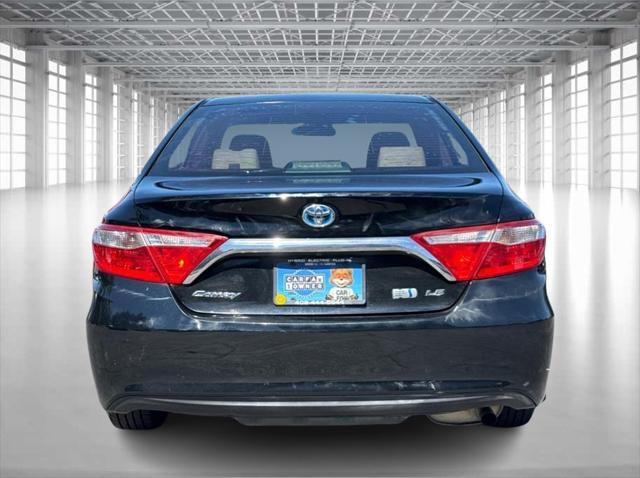2015 toyota camry hybrid se