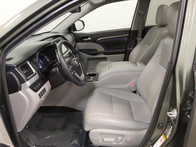 used 2016 toyota highlander limited lincoln, ne 68516 for sale in lincoln, nebraska