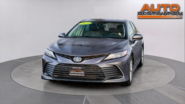 2021 toyota camry le