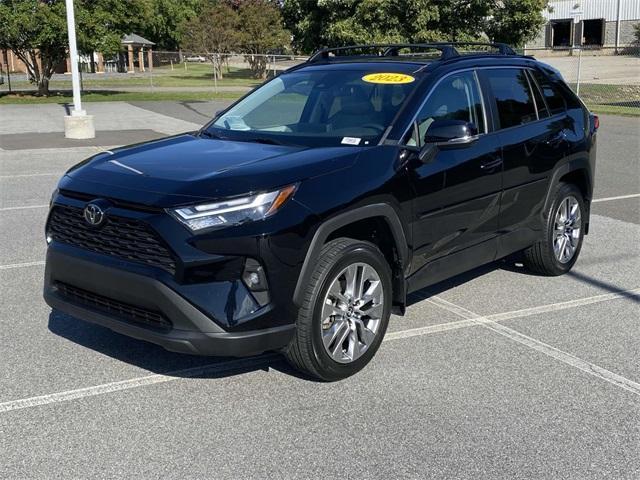 2023 toyota rav4 xle premium