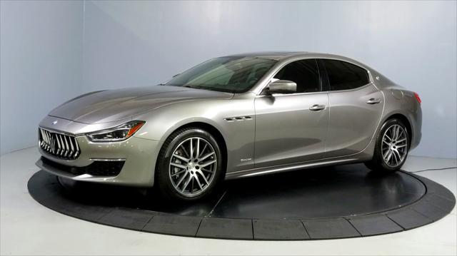 2020 maserati ghibli granlusso