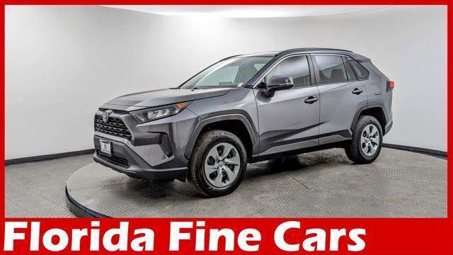 2021 toyota rav4 le